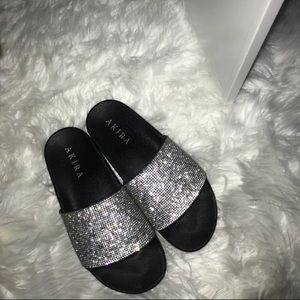 Akira bling slides